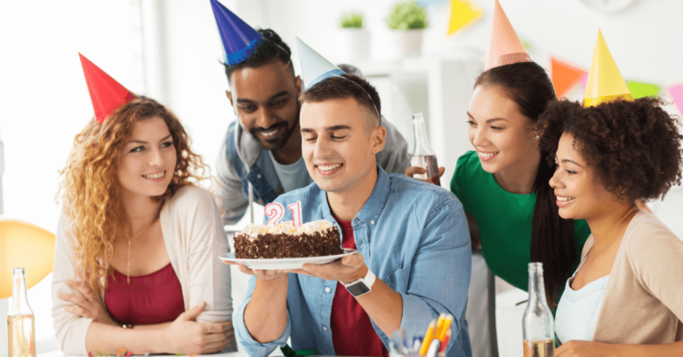 21 Exciting 21st Birthday Cake Ideas for Guys 1 21st birthday cake ideas for guys